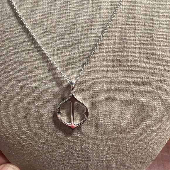 Stella & Dot Silver tone Chain Necklace - Picture 5 of 6